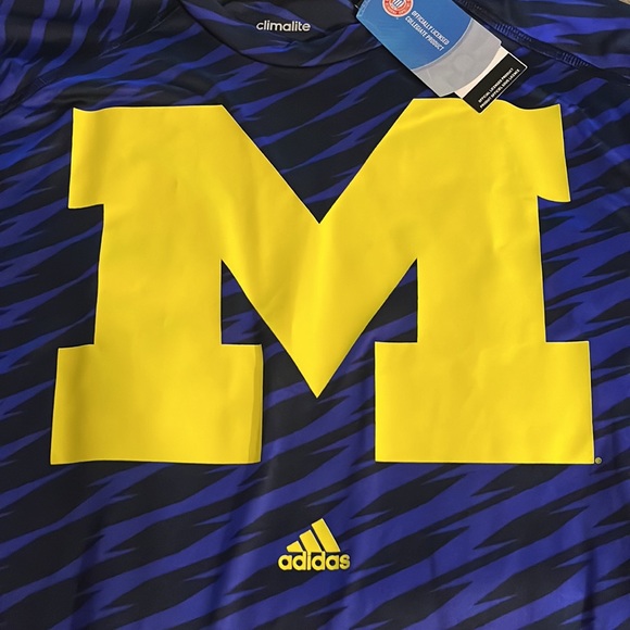 Brand new with tags Climafit UMichigan Official c
Collegiate GoBlue - Picture 8 of 9